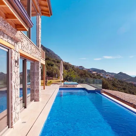 Sedir Villa